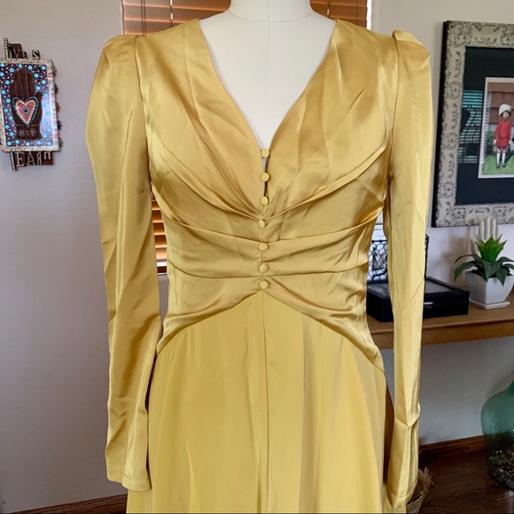 NWOT GORGEOUS mustard yellow satin midi dress - Picture 2 of 7